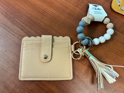 Mini wristlet wallets