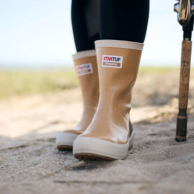 XTRATUF Women's 9" Legacy Pull On Boots